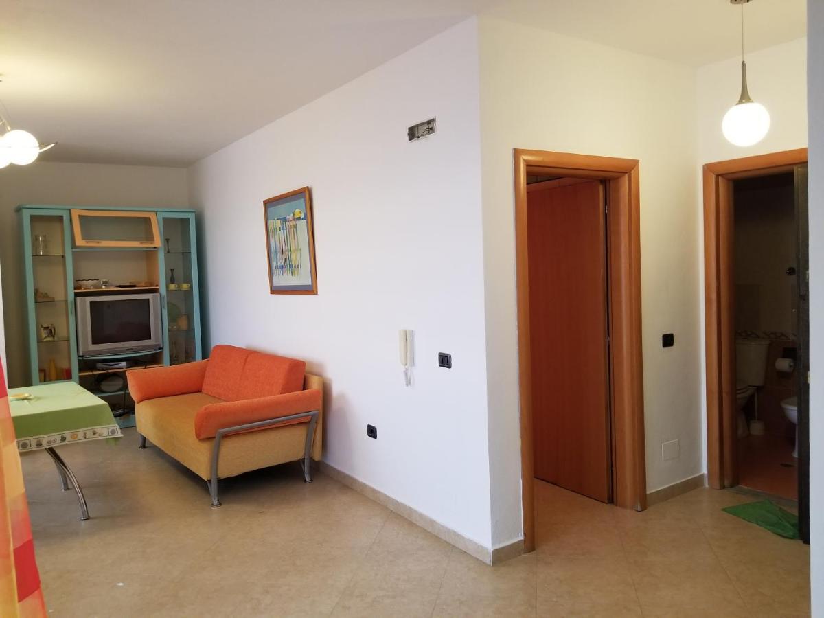 Dea Apartment Durrës Buitenkant foto