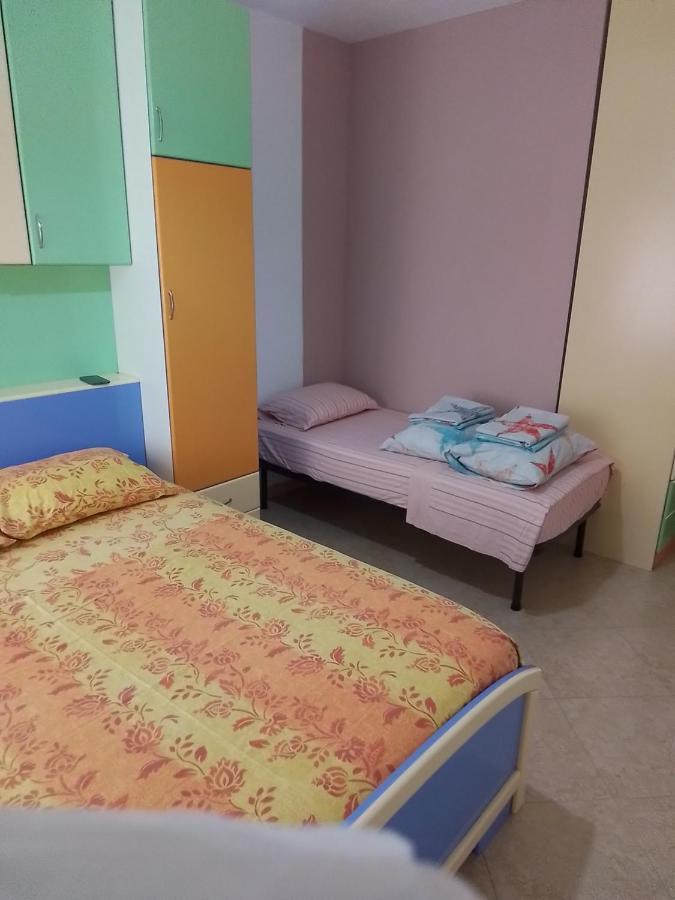 Dea Apartment Durrës Buitenkant foto